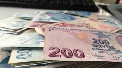 Emekliye 3 Bin Lira İkramiye Adalet Komisyonunda Kabul Edildi. 