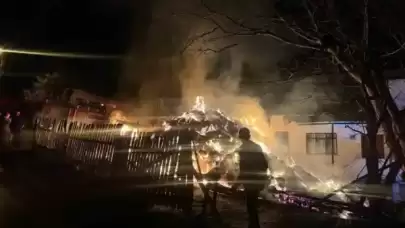 Bolu'da yangın: Samanlık ve Traktör Küle Döndü!