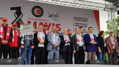 Hak-İş, 1 Mayıs'ı Kocaeli'de Kutladı!