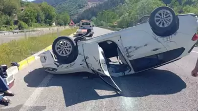 Bolu'da Otomobil Takla Attı!