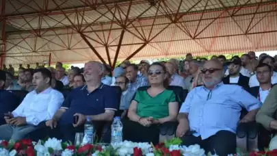 Kocaelili Pehlivanları Desteklemek İçin Edirne’ye Gitti