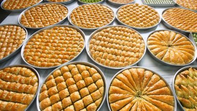 Baklava Nasıl Yapılır? Hazır Yufka İle Baklava Nasıl Yapılır?