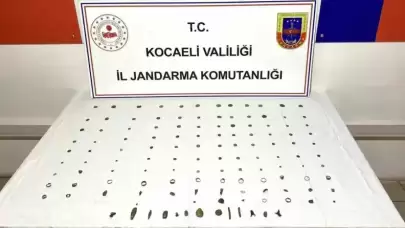 Kocaeli Gebze'de Durdurulan Araçtan Çıkan Tarihi Hazine