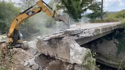 Tatarahmet Köprüsü Yıkıldı, Yenisi Yapılıyor