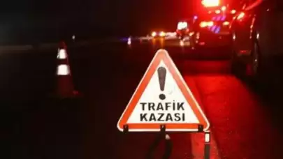 Kocaeli Gebze' de Freni Çekilmeyen Araç Gecekonduya Çarptı