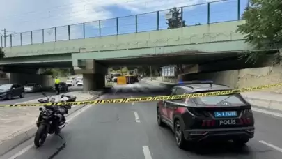 İstanbul Bakırköy'de "Ölüm Geçidi" Kazalarla Gündemde! Yeni Bir Kamyon Kazası Yaşandı