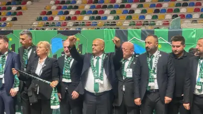 Güvenlik Görevlisi ile Kocaelispor Taraftarları Arasında Gerginlik! Sakaryalı Güvenlik Görevlisi İzmit’te Ortamı Gerdi