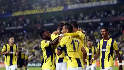 UEFA Avrupa Ligi: Fenerbahçe: 1 - Union Saint-Gilloise: 0 (İlk yarı)