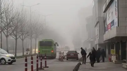 Sakarya'da sis etkisi trafikte zorlu anlar yaşattı