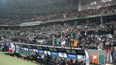 Kocaelispor-Sakaryaspor maçı biletleri karaborsaya düştü!