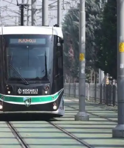 Kocaeli Tramvay Hattına 5 Yeni Araç! Çevre Dostu Ulaşım Hedefleniyor