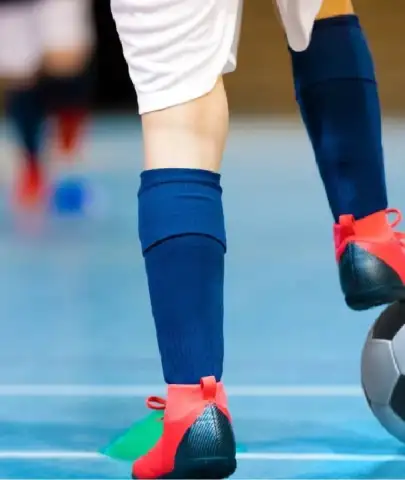 Düzce'de MEB destekli futsal şampiyonası devam ediyor: Çeyrek final heyecanı yaşandı