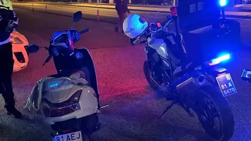 Kartepe'de Gerilim Dolu Anlar! Motosikletli Sürücü Polisten Kaçtı