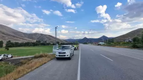 Bitlis'te Meydana Gelen Trafik Kazasında Otomobilin Takla Atması Sonucu 5 Kişi Yaralandı