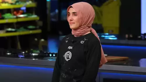 MasterChef Ayşe Kimdir, Yarışmadan Elendi Mi?