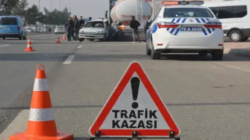 Sakarya Karasu’da Trafik Kazası! Çift Hayatını Kaybetti, Sürücü Tutuklandı