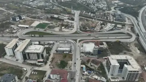 Yol Projesinde Gelişme! Kocaeli Yeşilova Meydan Yıkımı Başladı