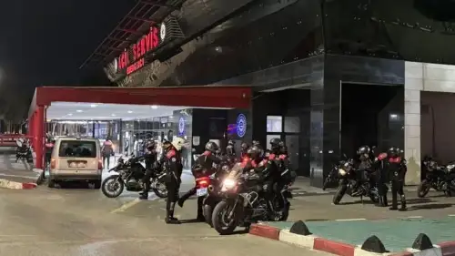 Polis Ekibi Kaza Yaptı! 2 Yaralı