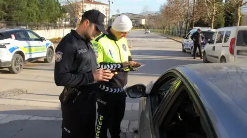 Okul çevresinde yapılan denetimlerde uyuşturucu ele geçirildi