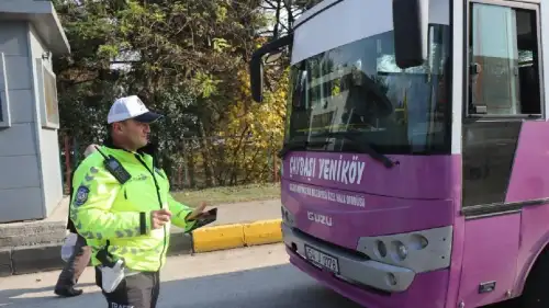 Sakarya'da geçtimiz aralık ayı 48 bin araç incelendi: 700 araç trafikten men edildi