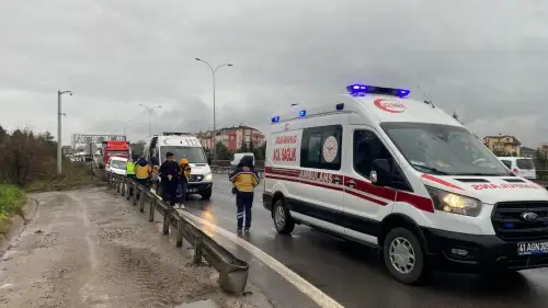 Arızalı otomobil zincirleme kazaya sebep oldu: 1 yaralı