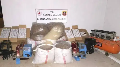 Kocaeli Körfez'de tütün kaçakçılık operasyonu: 600 kilo tütün ele geçirildi, 3 kişi tutuklandı