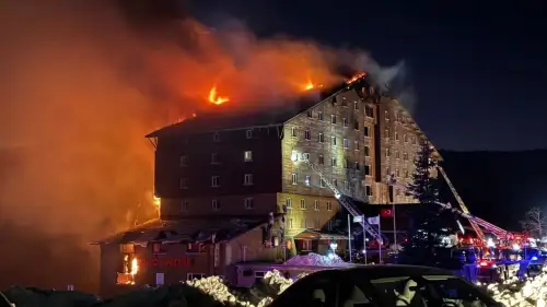 Bolu'daki Grand Kartal Otel yangını sonrası  İl Özel İdaresi genel sekreteri ve yardımcısı adliyede