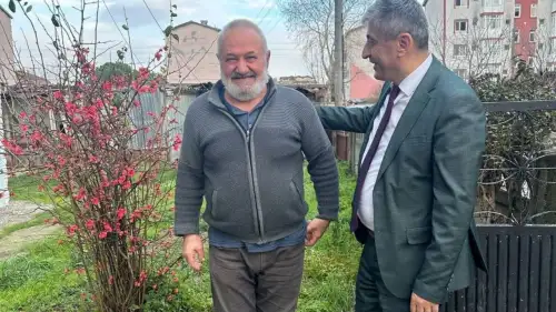 Sakarya'da Yaşlı Destek Merkezi yaşlıların kapısını çalarak ihtiyaçlarını sordu