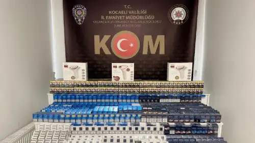 Kocaeli İzmit'te kaçak sigara operasyonu: 2 bin 300 paket sigara ele geçirildi