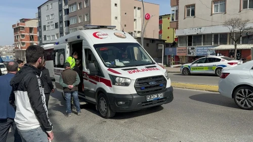 Kocaeli'nin Darıca ilçesinde motosikletli yayaya çarptı