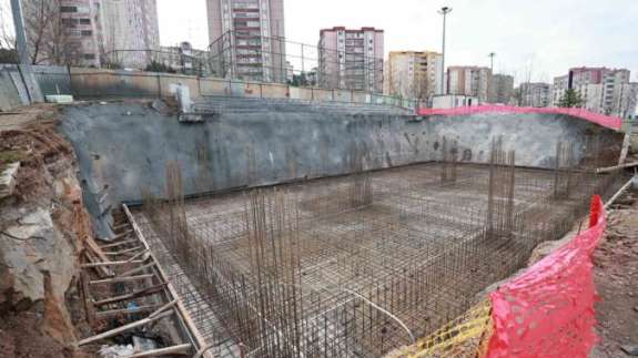 Ahmet Penbegüllü Parkı Yeniden İnşa Ediliyor