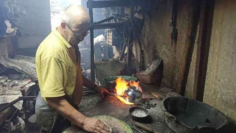 Kocaeli’nin tek kalaycısı, mesleğini ayakta tutmaya çalışıyor 5