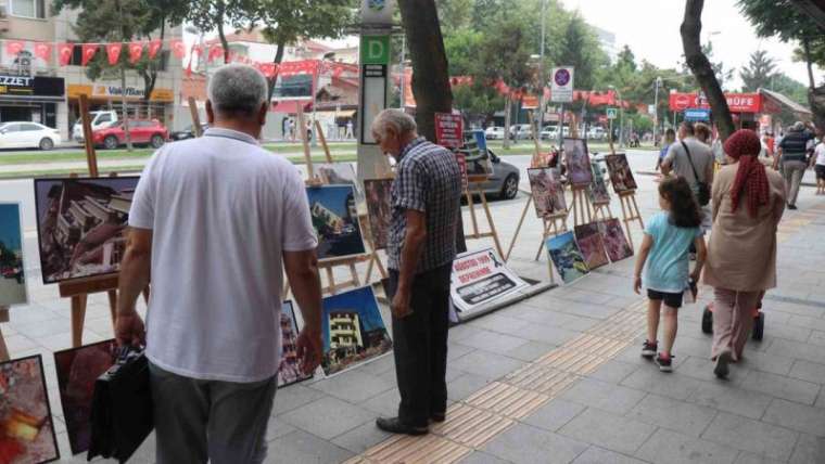 24 yıldır dinmeyen acı: Bu sergiyi görenler o günü yeniden yaşıyor 7