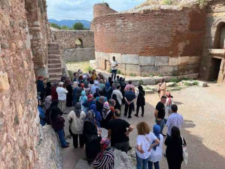 Derinceliler İznik’i gezdi 1