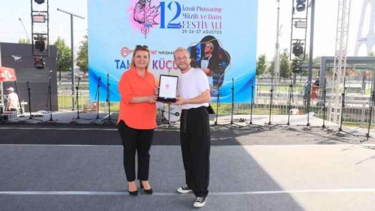 Tahsin Küçük, pişmaniye festivalinde sevenleriyle buluştu 3