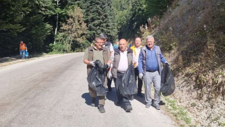 Çevreyi Temiz Tutma etkinliğinden 90 poşet çöp çıktı! 5