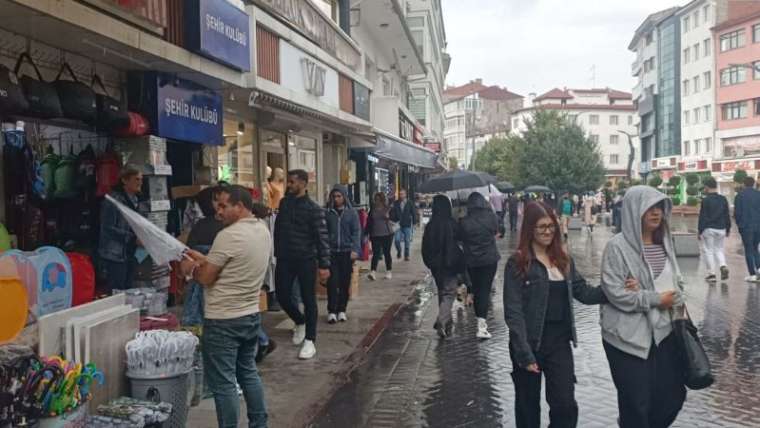 Bolu Haber; Yağmur Hazırlıksız Yakalandılar  4