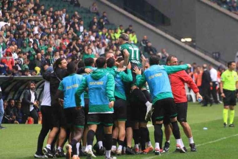 Trendyol 1. Lig: Kocaelispor: 3 - Keçiörengücü: 0 2