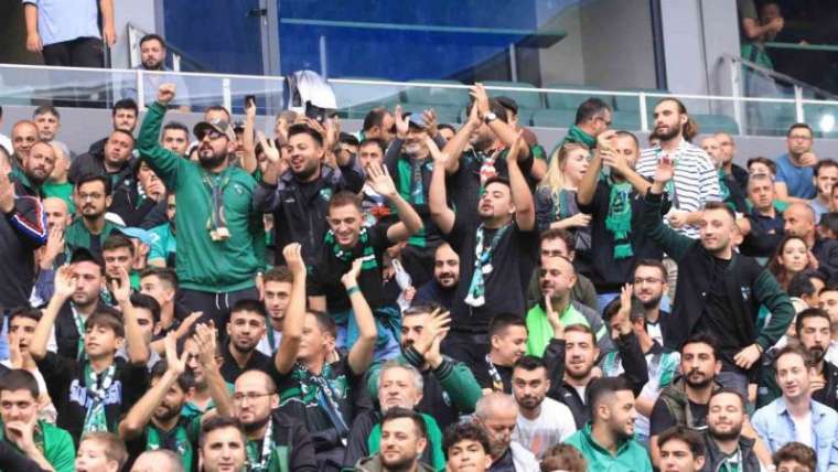 Trendyol 1. Lig: Kocaelispor: 3 - Keçiörengücü: 0 12