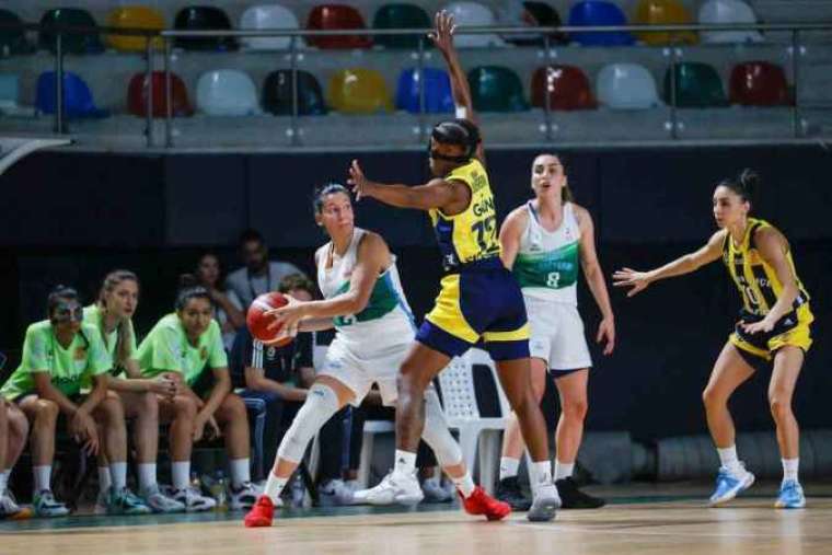 Kocaeli Haber; Basketbol Süper Lig'de İzmit Belediyespor: 70 - Fenerbahçe: 75 2