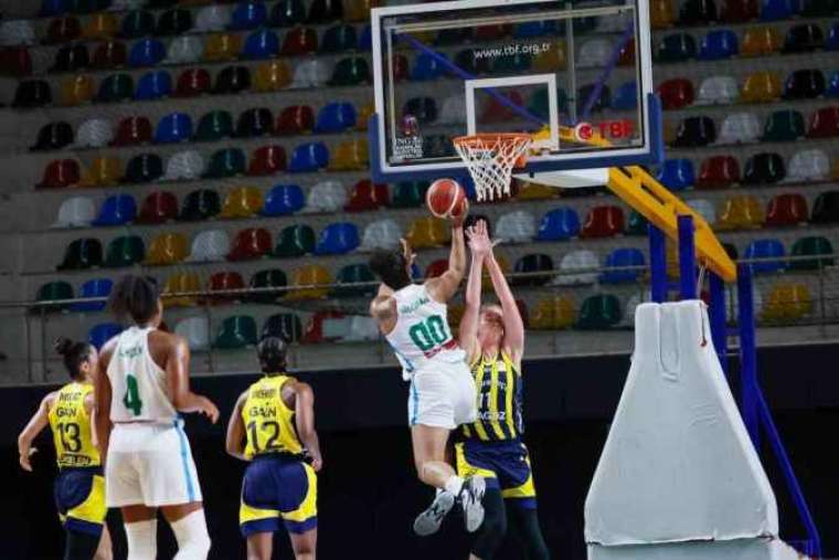 Kocaeli Haber; Basketbol Süper Lig'de İzmit Belediyespor: 70 - Fenerbahçe: 75 3