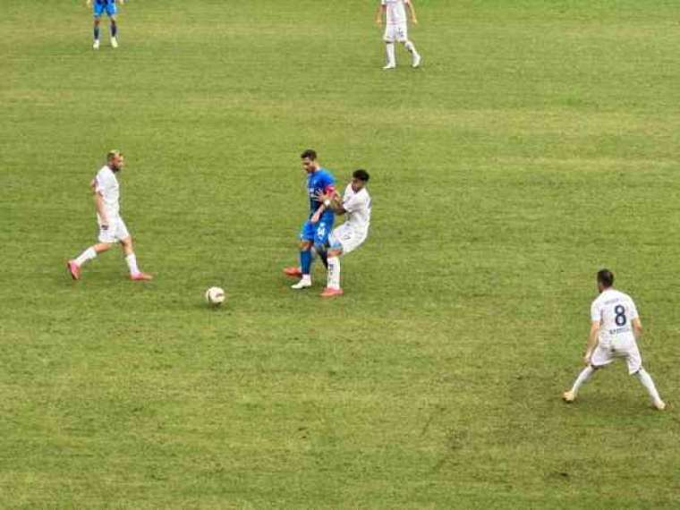 TFF 2. Lig: Düzcespor: 2 - Arnavutköy Belediye Gençlik ve Spor: 1 4