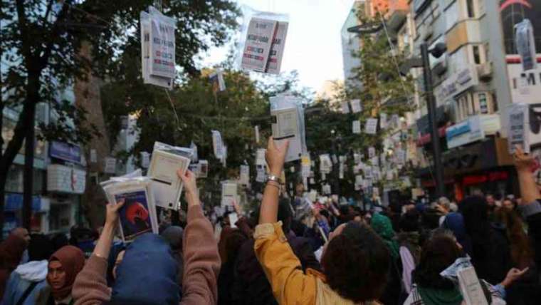 Kocaeli Haber; Cumhuriyet Bulvarı Kitap Açtı!  7