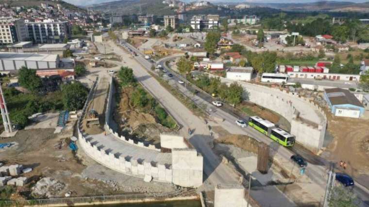 Kocaeli Haber: Yeşilova-Solaklar Kavşağı Trafiğe Nefes Oluyor 3