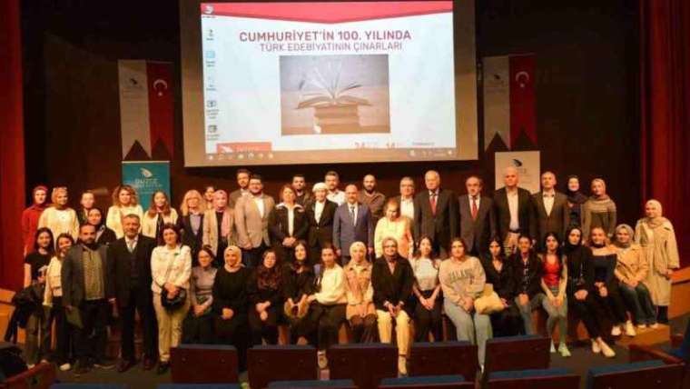 Düzce Üniversitesi, Türk Edebiyatının Büyük İsimlerini Ağırladı 1