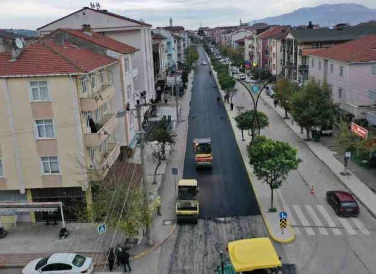 Hamit Kaplan Caddesi’ne 2 bin ton asfalt 1