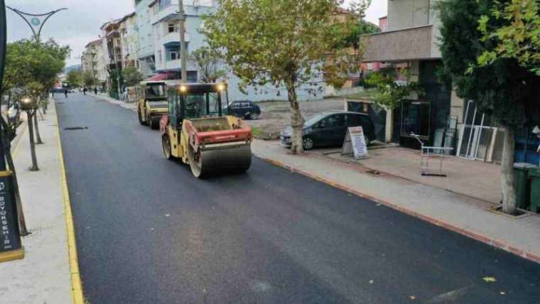 Hamit Kaplan Caddesi’ne 2 bin ton asfalt 2