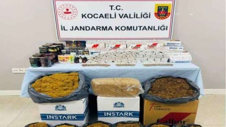 Kocaeli’de kaçak 13 bin 440 dolu makaron ile 467 elektronik sigara ele geçirildi 2