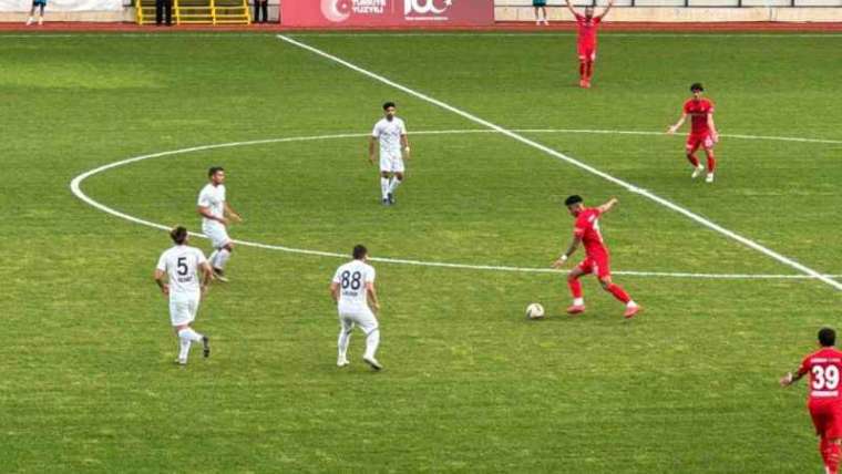 TFF 2. Lig: Düzcespor: 4 - Sarıyer: 2 1