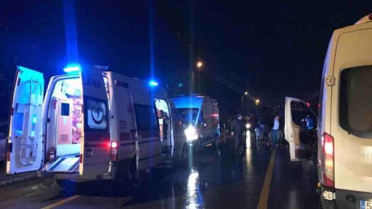 Sakarya'da Zincirleme Kaza Meydana Geldi: 4 Yaralı 7